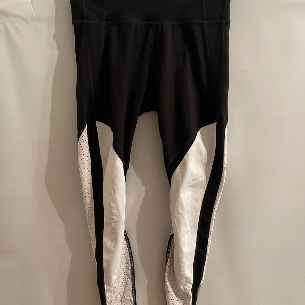 Athleta High Rise Precision Tight - Picture 2 of 5